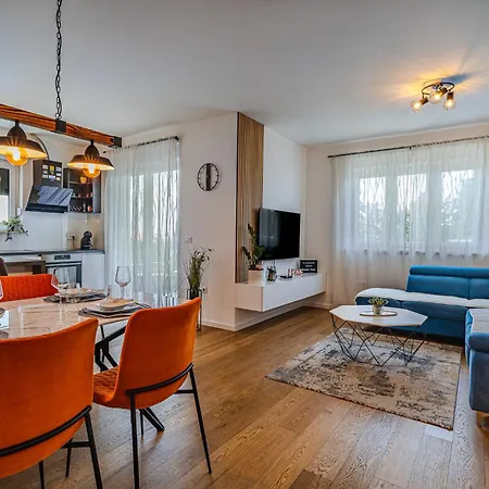 Lägenhet Korina - Free Private Parking Zadar