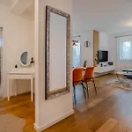 Korina - Free Private Parking Apartamento *