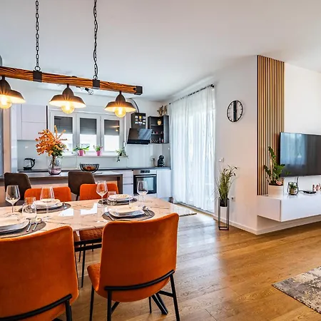 アパート Korina - Free Private Parking *