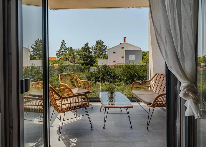 Korina - Free Private Parking Apartamento Zadar